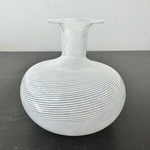 Vintage 70's Filigrana White Murano glass vase